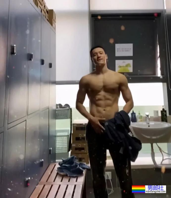 这是《风度》尺度最大的一次？东北寸头硬汉翟宇佳真宠粉！ - 51虹马