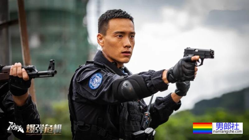 这是《风度》尺度最大的一次？东北寸头硬汉翟宇佳真宠粉！ - 51虹马