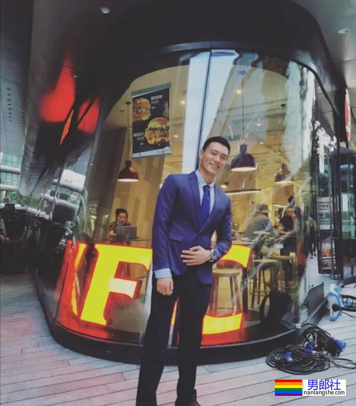 这是《风度》尺度最大的一次？东北寸头硬汉翟宇佳真宠粉！ - 51虹马