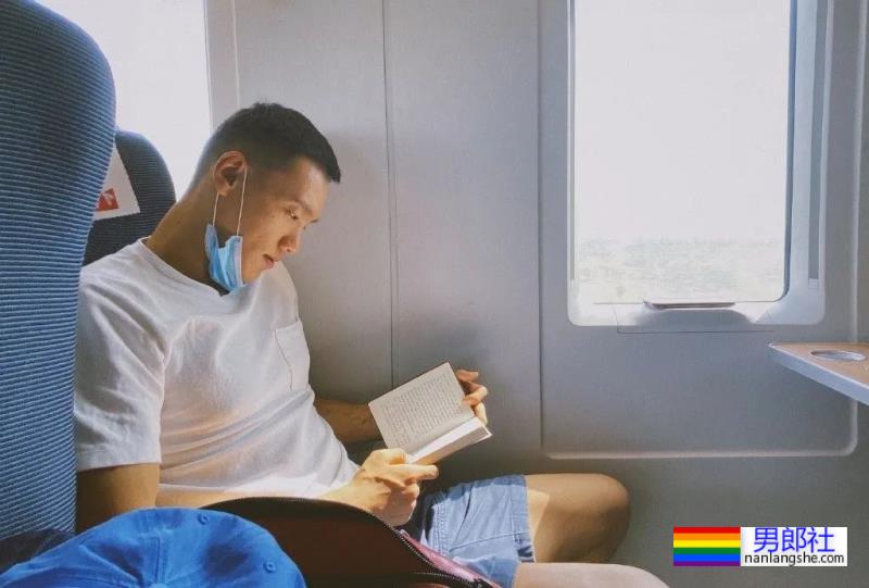 这是《风度》尺度最大的一次？东北寸头硬汉翟宇佳真宠粉！ - 51虹马