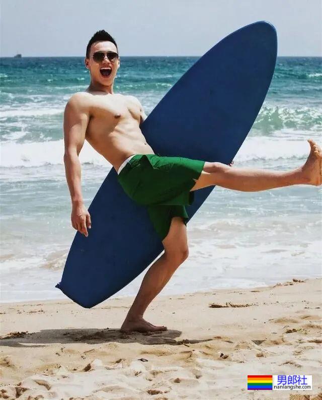 这是《风度》尺度最大的一次？东北寸头硬汉翟宇佳真宠粉！ - 51虹马