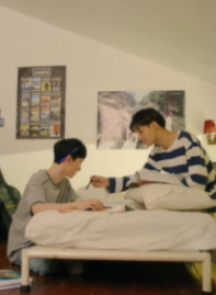 《假如是爱》两个小男孩从小到大的友情以及爱情-51虹马