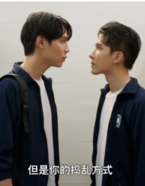 《爱之全蚀》男高中刺头学生和纪律委员-51虹马