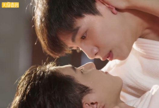 《爱之全蚀》男高中刺头学生和纪律委员 - 51虹马