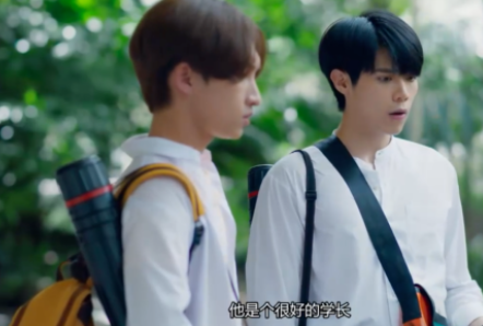 《爱在空气中》这部蛮好看的，进展快，上来就扑倒。 - 51虹马