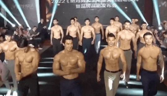 这群西装革履的《绝对男人》,一整个爱住了! - 51虹马 这群西装革履的《绝对男人》,一整个爱住了! - 51虹马