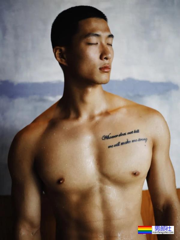 大理大学田径体育生,穿连体紧身服真好看! - 51虹马 大理大学田径体育生,穿连体紧身服真好看! - 51虹马