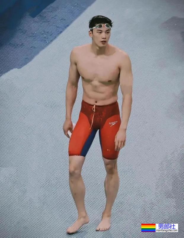 汪顺晒最新泳裤训练照，网友直呼：这是我免费就能看的吗？ - 51虹马