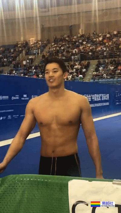 汪顺晒最新泳裤训练照，网友直呼：这是我免费就能看的吗？ - 51虹马