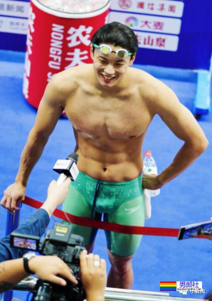 汪顺晒最新泳裤训练照，网友直呼：这是我免费就能看的吗？ - 51虹马