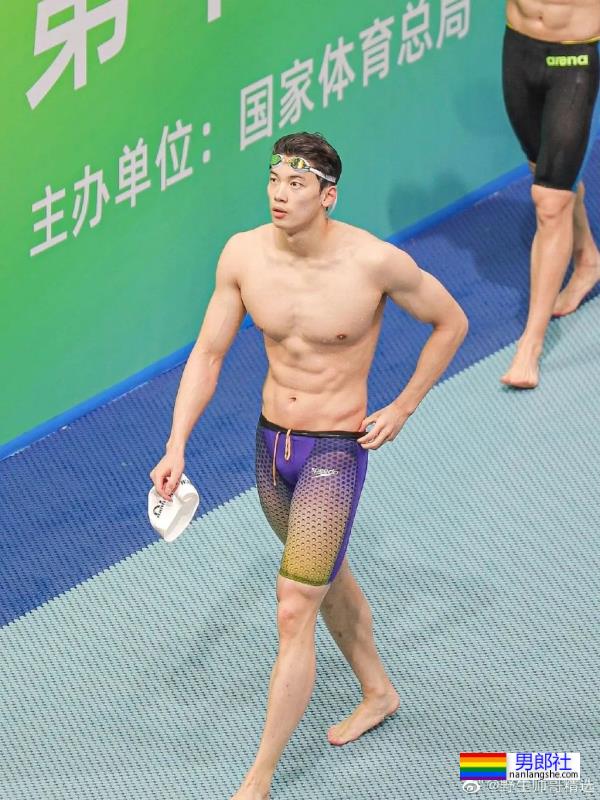 汪顺晒最新泳裤训练照，网友直呼：这是我免费就能看的吗？ - 51虹马