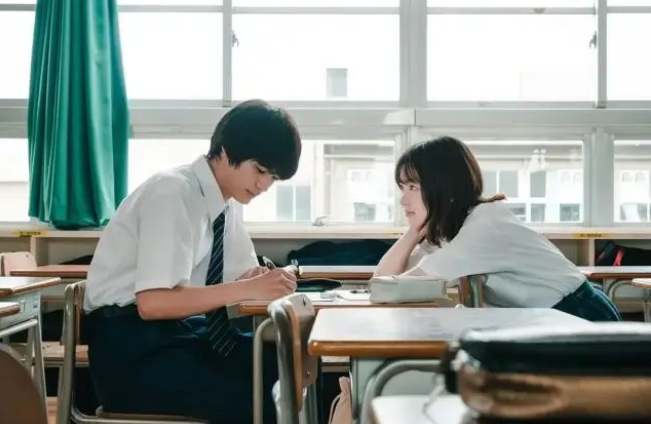 <strong><br>《她喜欢的是》剧版的《腐女爱上基》</strong>一样 - 51虹马