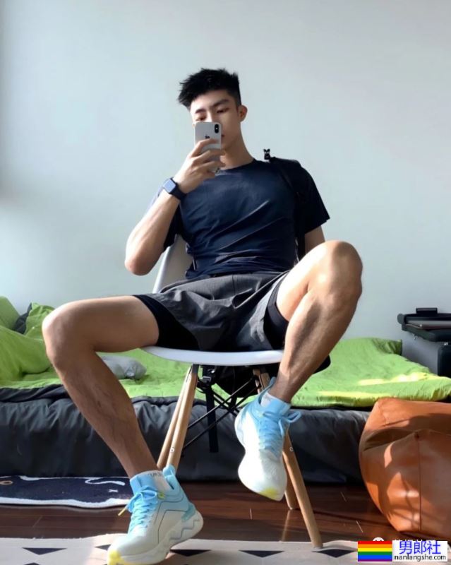 07年193CM游泳体小鲜肉，大长腿发育太棒不输陈艾森! - 51虹马