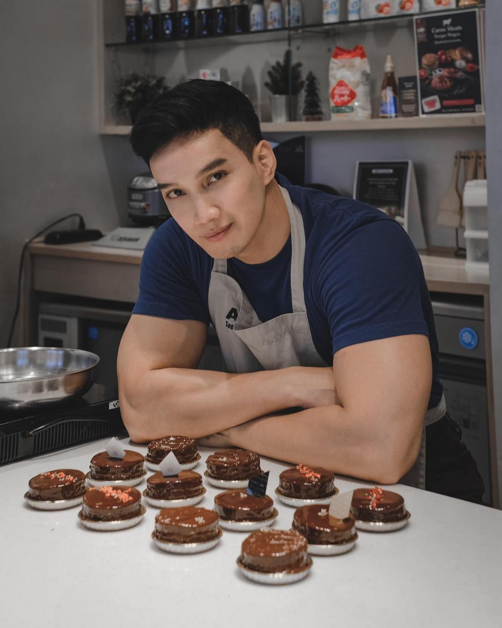 每块肌肉都在发光！ 跟着物理治疗师一起养肌：P.EARTH - 51虹马