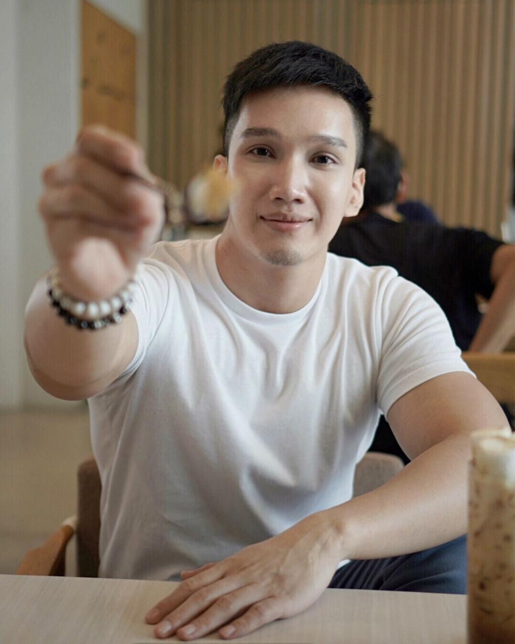 每块肌肉都在发光！ 跟着物理治疗师一起养肌：P.EARTH - 51虹马