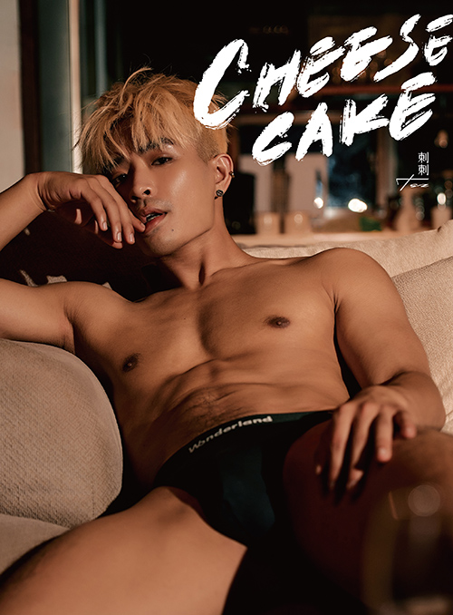 同志天菜《刺刺》首部个人写真挑战全裸拍摄 远赴冲绳取景竟意外撞鬼 - 51虹马 同志天菜《刺刺》首部个人写真挑战全裸拍摄 远赴冲绳取景竟意外撞鬼 - 51虹马