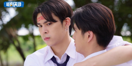 《超时空情缘》就算你是我老爸的哥们又如何，我喜欢你 - 51虹马