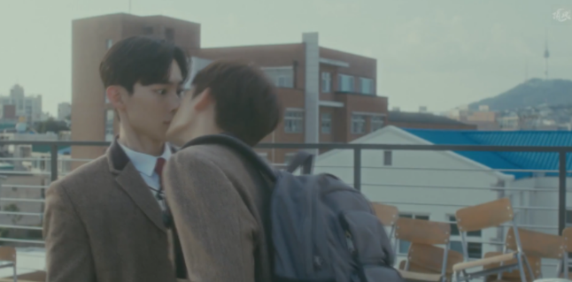 《模拟恋爱》学生时代的好朋友多年后再次在工作中相遇 - 51虹马