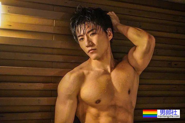 比宏翔更好看？日本肌肉建筑工人成宫仁也要来中国圈钱了？ - 51虹马