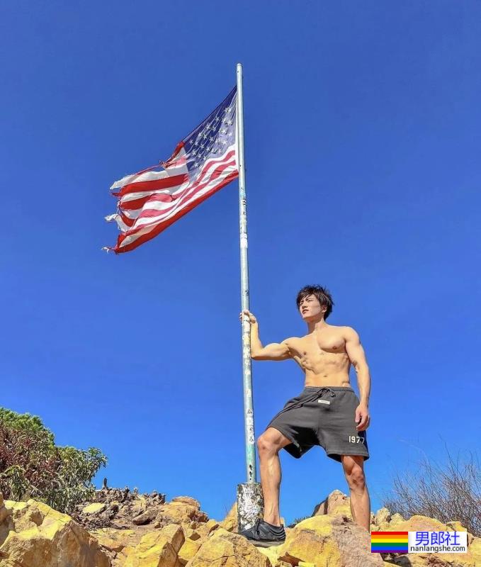 比宏翔更好看？日本肌肉建筑工人成宫仁也要来中国圈钱了？ - 51虹马