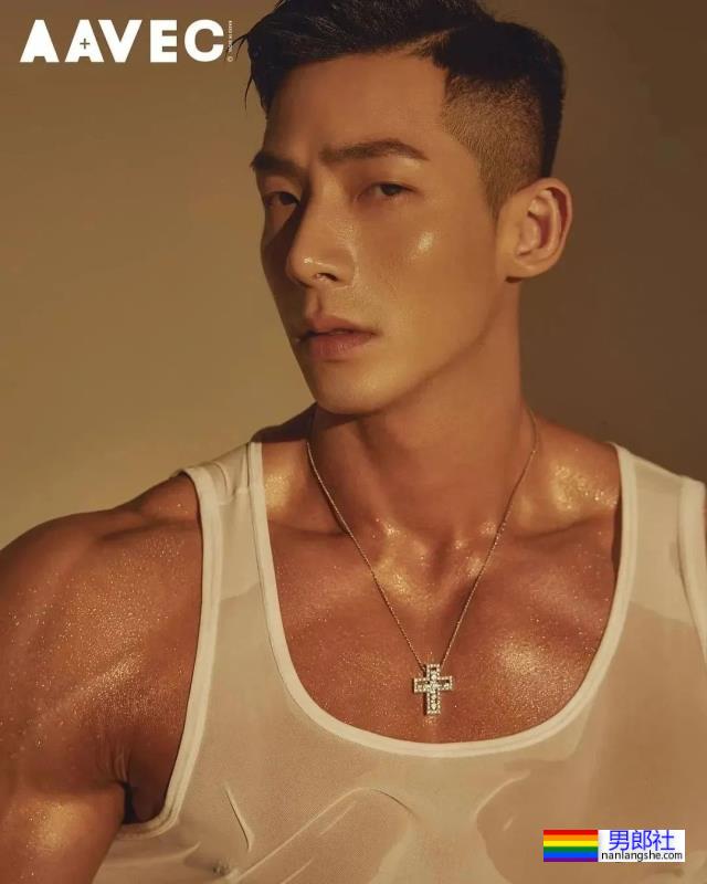 肌肉男网红被抓了,打残帅哥弟弟侵犯员工?他到底在发什么疯……-51虹马