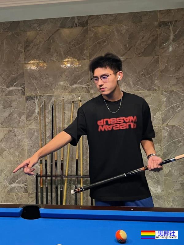 04年的厦门钻石高中体育生，这神仙颜值！ - 51虹马