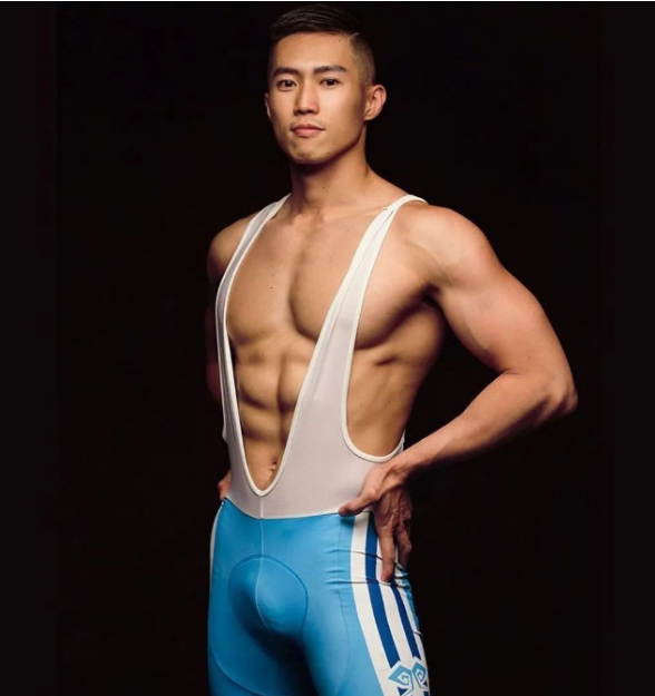 运动员私照泄露，这画面我要打码了.... - 51虹马