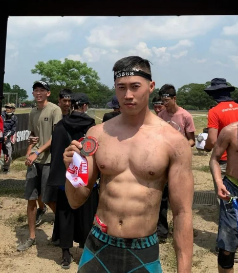 运动员私照泄露，这画面我要打码了.... - 51虹马