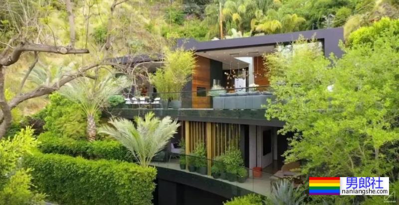 男富豪卷入35岁肌肉男模坠亡案！是后宫不得干政还是意外？ - 51虹马