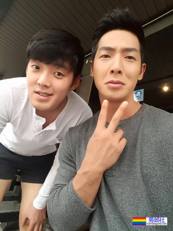 肌肉男网红被抓了，打残帅哥弟弟侵犯员工？他到底在发什么疯…… - 51虹马