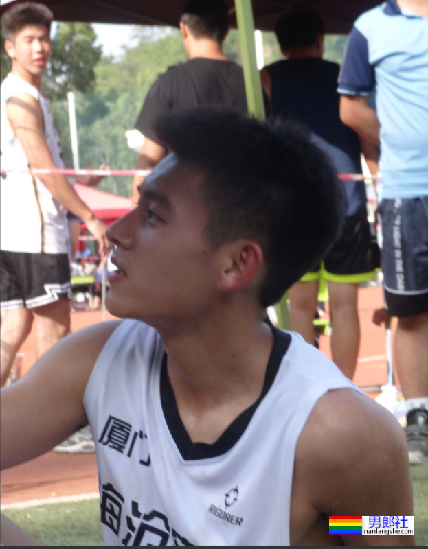 04年的厦门钻石高中体育生，这神仙颜值！ - 51虹马