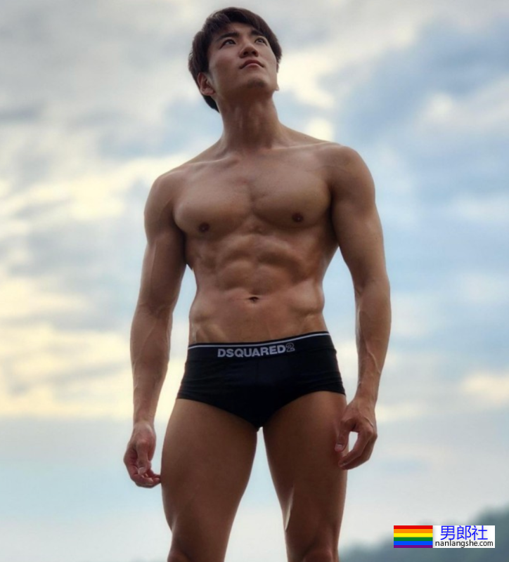 比宏翔更好看？日本肌肉建筑工人成宫仁也要来中国圈钱了？ - 51虹马