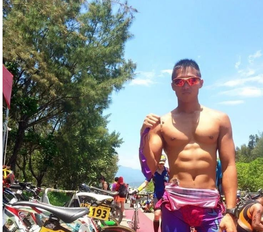 运动员私照泄露，这画面我要打码了.... - 51虹马