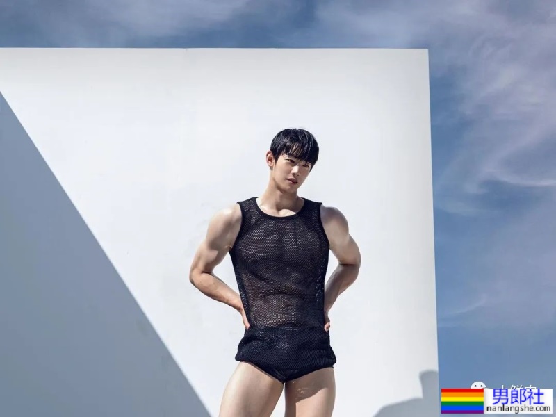 装直男上恋综大翻车!肌肉小哥被扒关注的全是通讯录…… - 51虹马 装直男上恋综大翻车!肌肉小哥被扒关注的全是通讯录…… - 51虹马