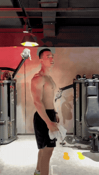 190cm寸头斯巴达猛男火了,这精壮身材想让人专访! - 51虹马 190cm寸头斯巴达猛男火了,这精壮身材想让人专访! - 51虹马