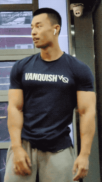 190cm寸头斯巴达猛男火了,这精壮身材想让人专访! - 51虹马 190cm寸头斯巴达猛男火了,这精壮身材想让人专访! - 51虹马