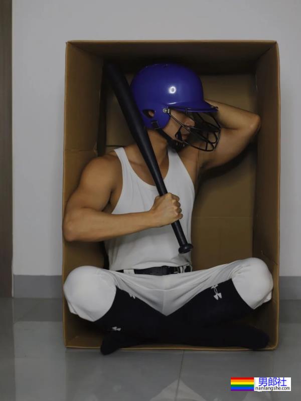 体育系快递员男友，盲盒隐藏款终于抽到了。 - 51虹马