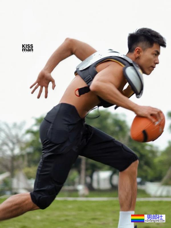 体育系快递员男友，盲盒隐藏款终于抽到了。 - 51虹马