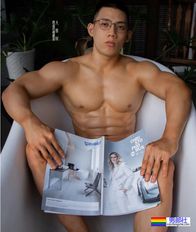 小狼狗黑色内裤写真，太犯规了 - 51虹马