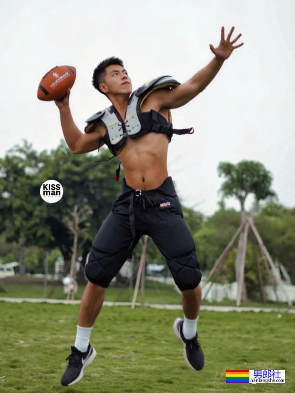 体育系快递员男友，盲盒隐藏款终于抽到了。 - 51虹马