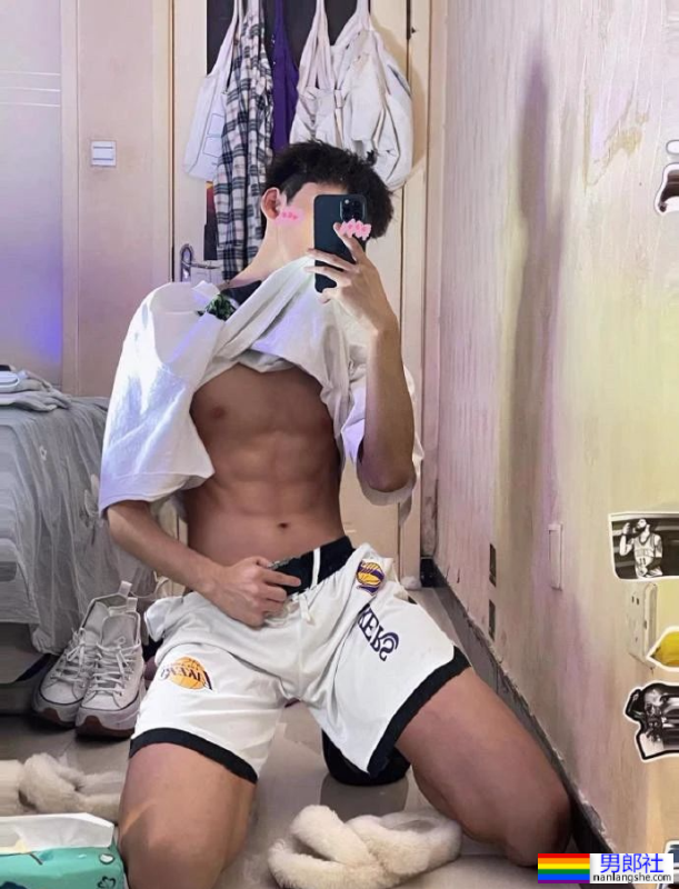 190cm的黑皮大D i or 小哥哥-51虹马