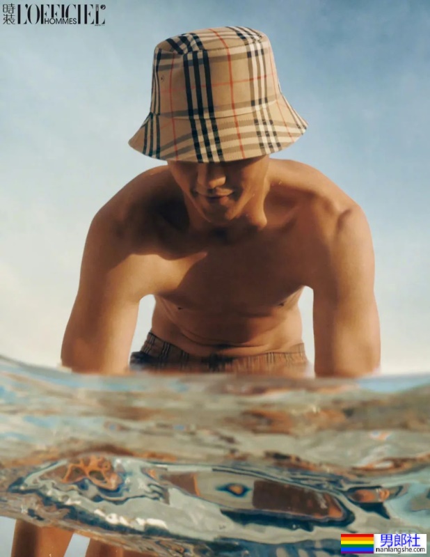 宁泽涛最新肌肉大片出炉！变身壮实的黑皮肌肉男腹毛旺盛 - 51虹马