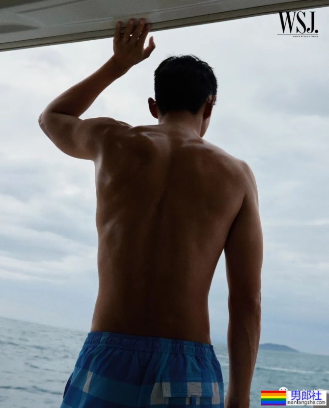 宁泽涛最新肌肉大片出炉！变身壮实的黑皮肌肉男腹毛旺盛 - 51虹马