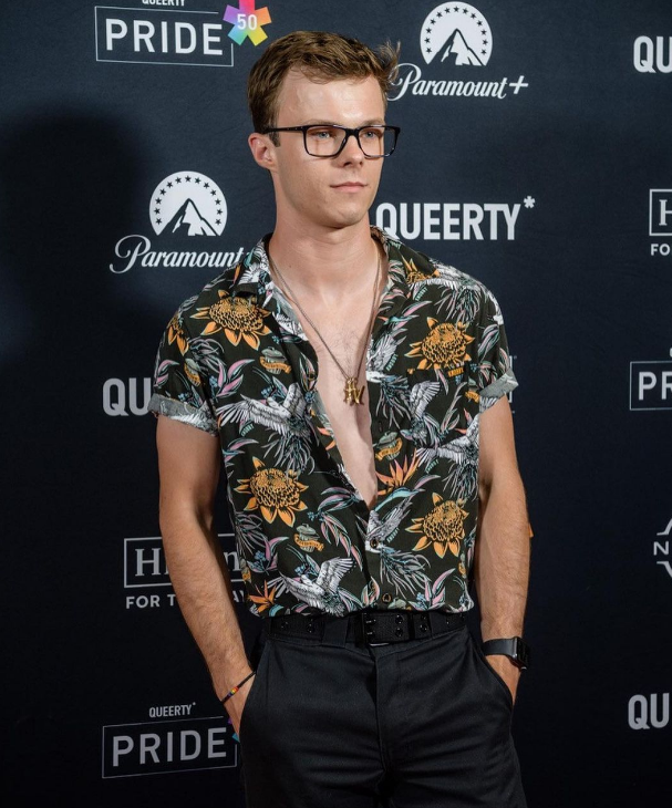 《牠》同志演员推单曲 纪念与男友〈天旋地转〉的命定约会 - 51虹马