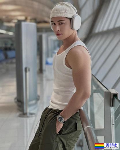 条码刺青炫腹！想「刷」一下越南潮男：Kyo Tran - 51虹马