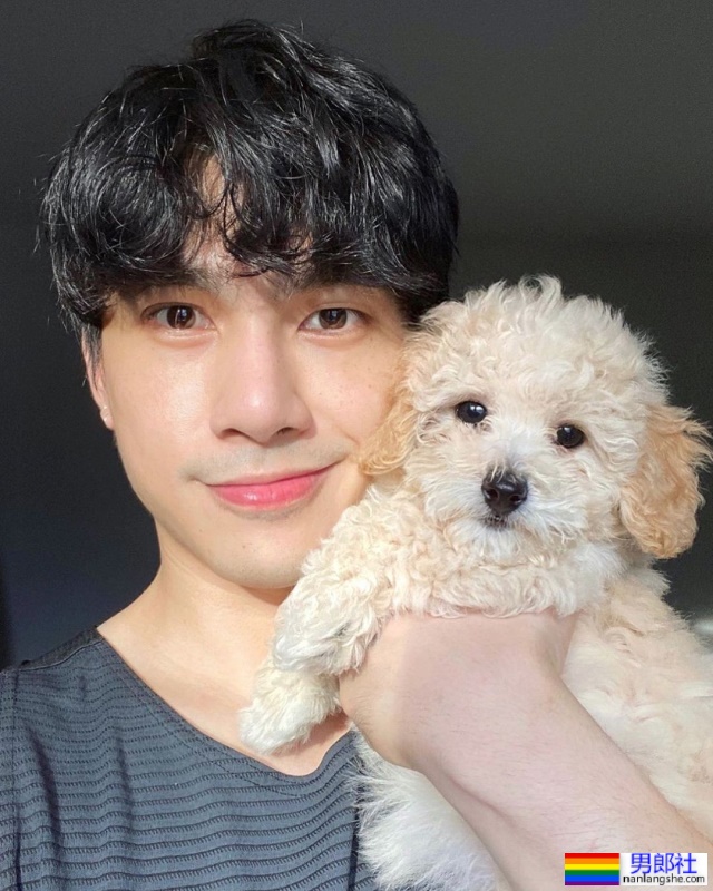 明星御用髮型设计师！没有防晒乳活不下去的男人：Jaime Sy - 51虹马