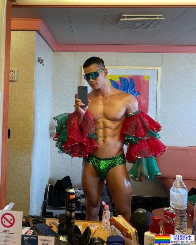 吃肉肉梦幻阵容！勐男网黄联手各国帅哥：Kenvin - 51虹马