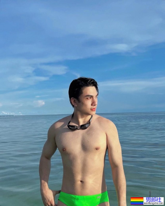 明星御用髮型设计师！没有防晒乳活不下去的男人：Jaime Sy - 51虹马