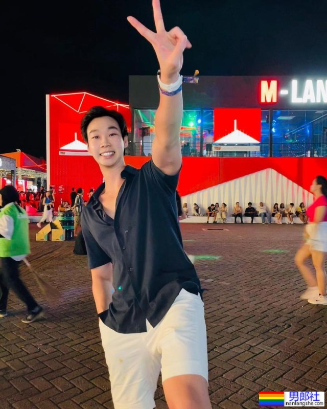 单眼皮也能很勾魂！笑眼瞇瞇弯进你的心坎：Walter Soh - 51虹马