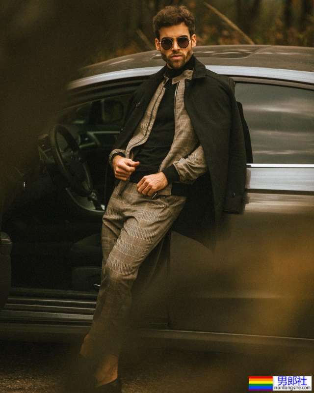 墨西哥电视剧小生下戏兼职 OnlyFans 秀大包! - 51虹马 墨西哥电视剧小生下戏兼职 OnlyFans 秀大包! - 51虹马